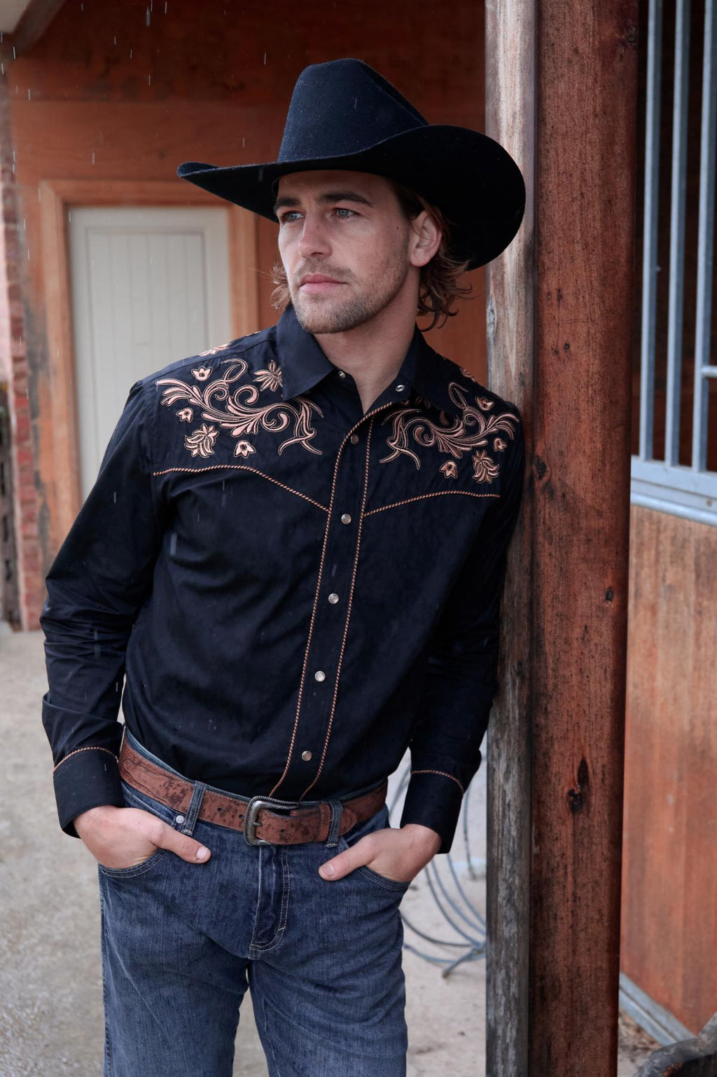 Wrangler Men’s Luke Embroidered Long Sleeve Shirt